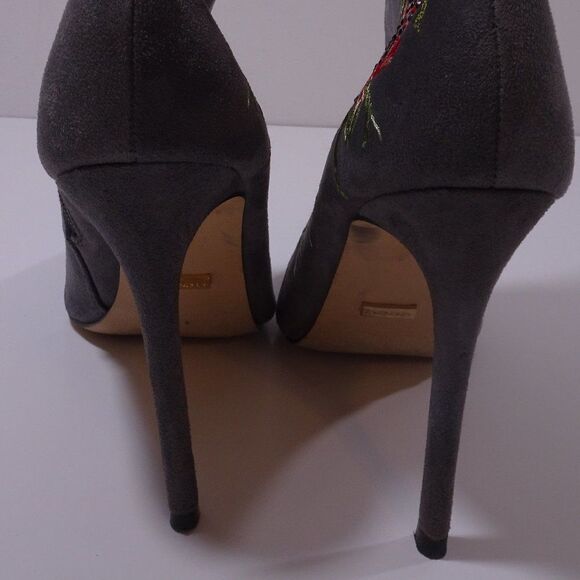 Bebe Delonix Embroidered Floral Crystal Boots Faux Suede Booties 7.5 - Picture 14 of 16